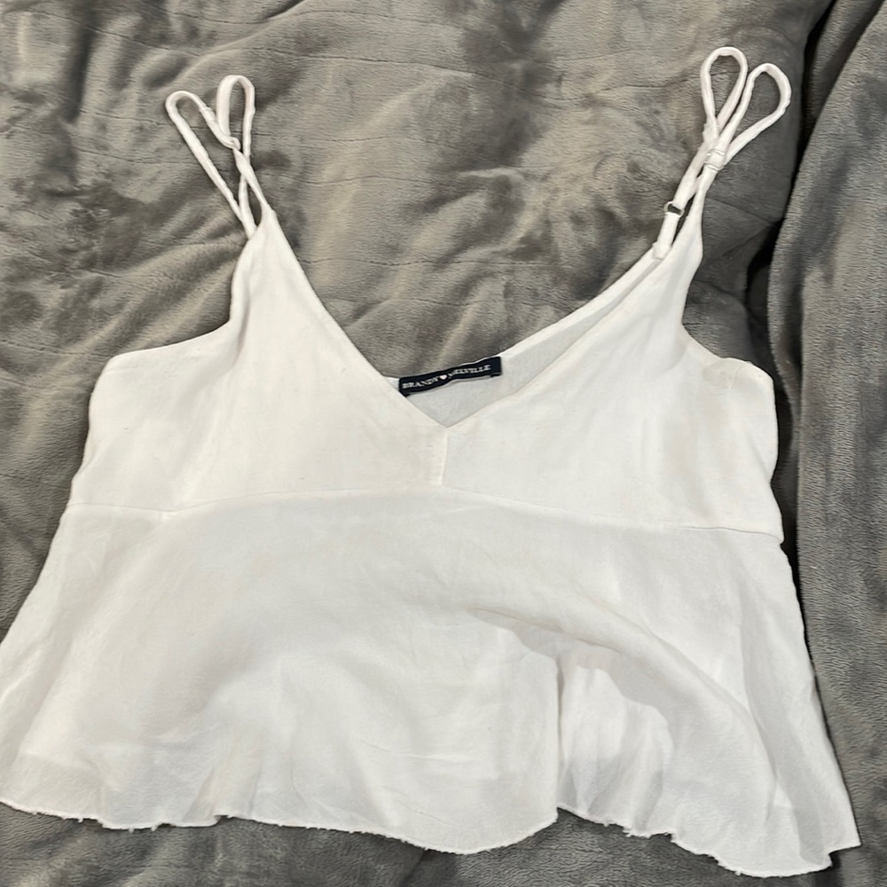 White brandy Melville tanktop